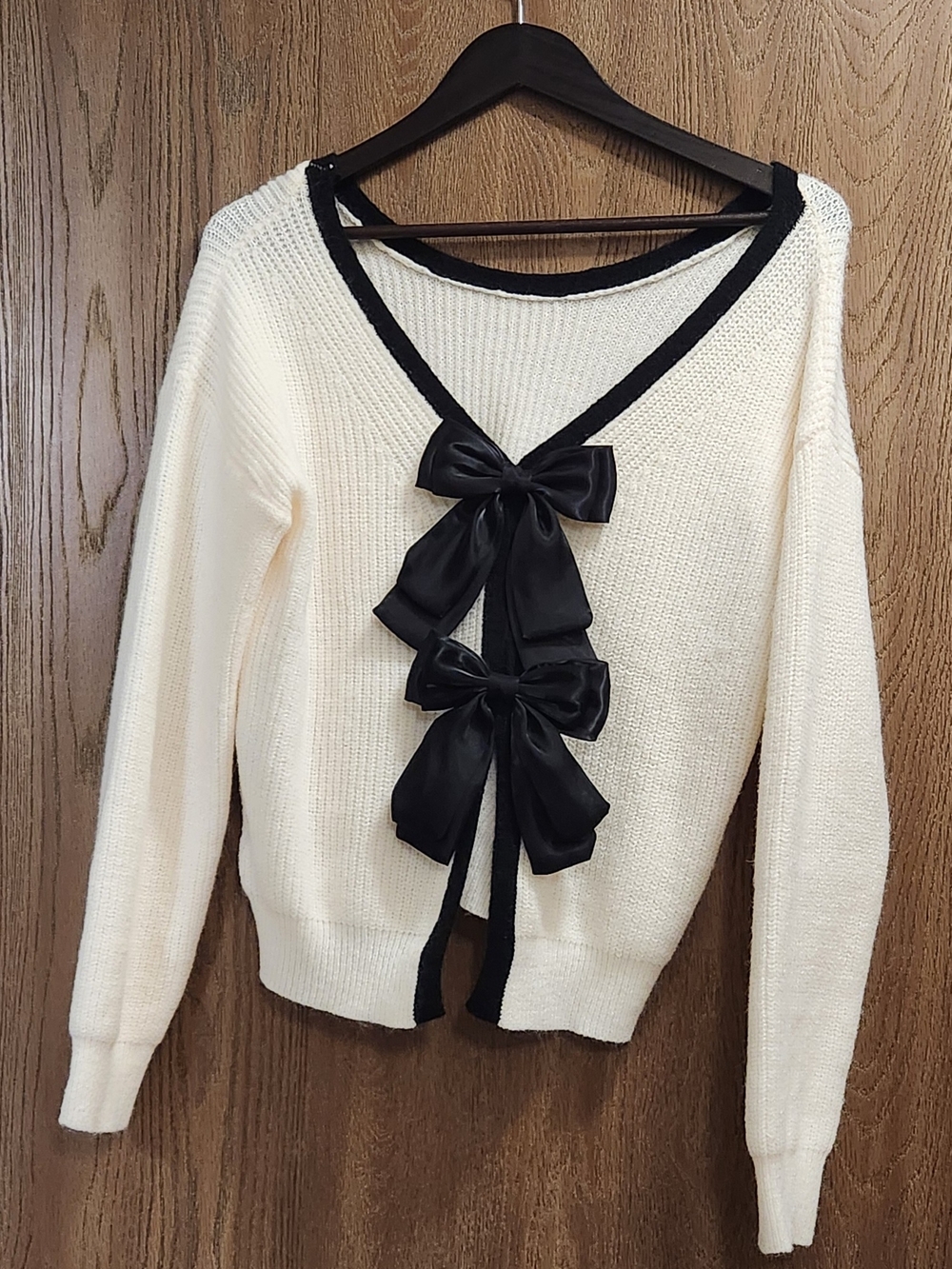 Cream Knit Sweater with Black Bow Details - Women's